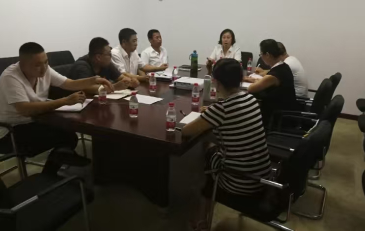 公司定期组织业务培训